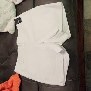 Shorts NWT Medium NY&C PullOn White